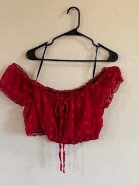 SHEIN Red Off-Shoulder Tie-Front Crop Top